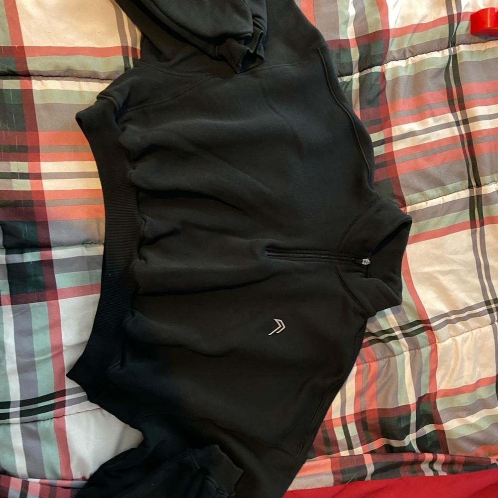 Black Half-Zip Sweatshirt Omer active